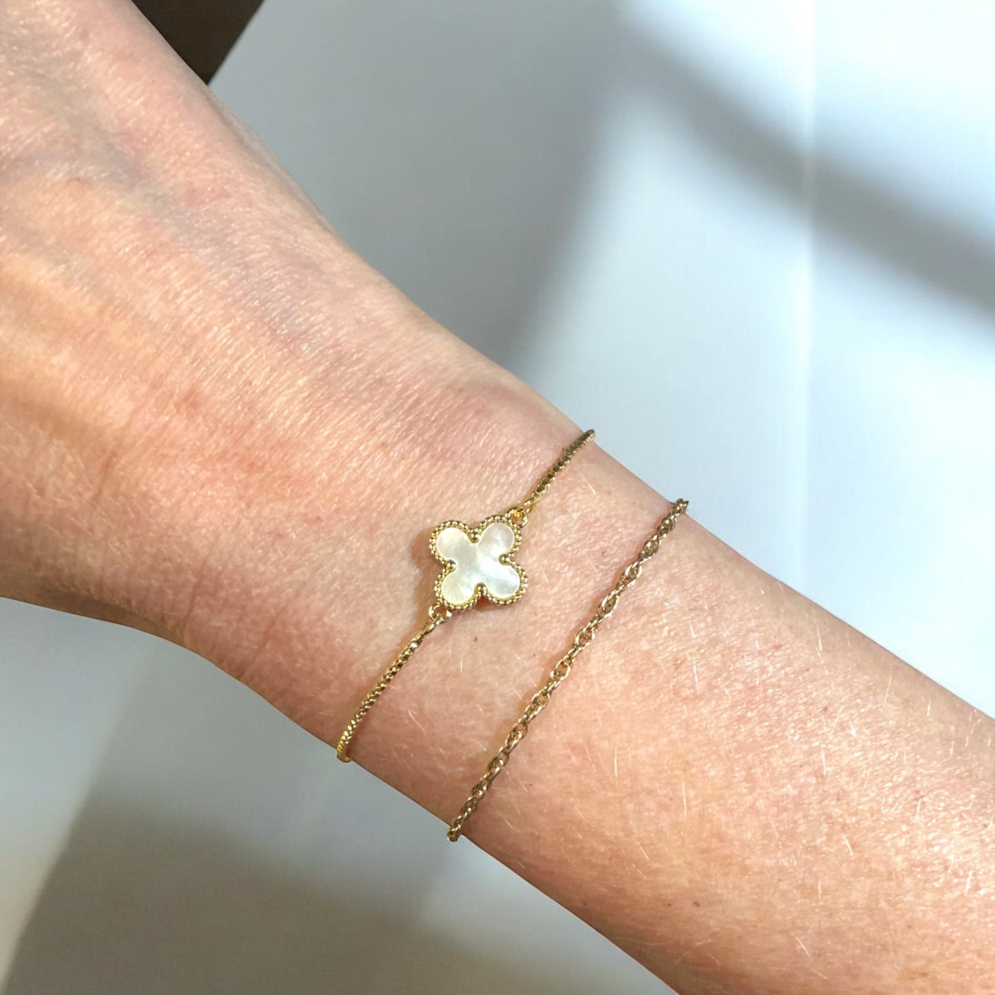 Shell Flower Pendant Slider Bracelet
